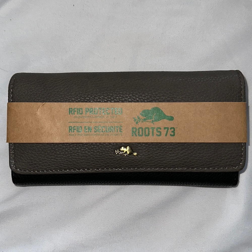 Authentic Roots leather wallet